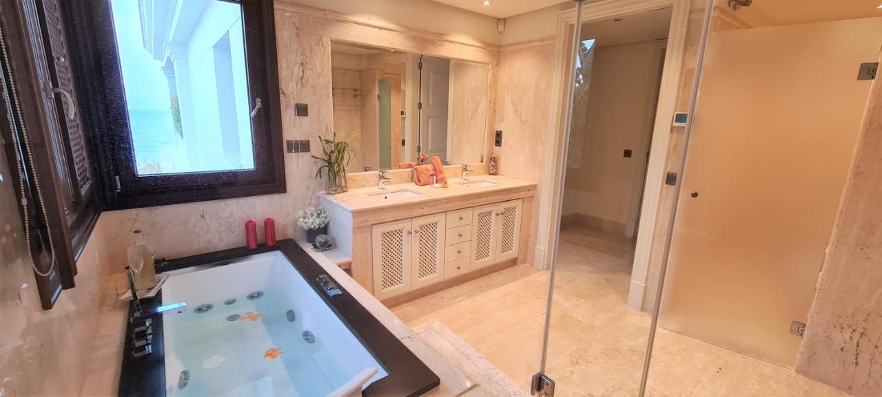 אסטפונה Luxury Apartment Frontal Beach In Doncella Beach מראה חיצוני תמונה